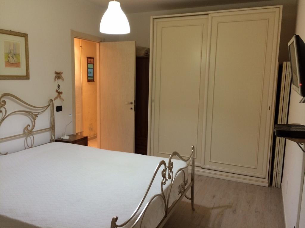 Apartment Largo Del Teatro 포르토 산 조르조 객실 사진